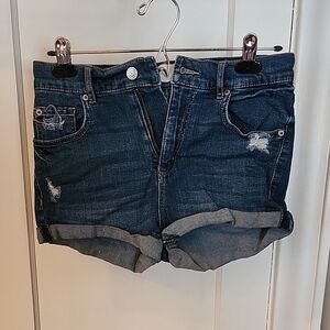 Women's Denim Roll-Cuff Shorts